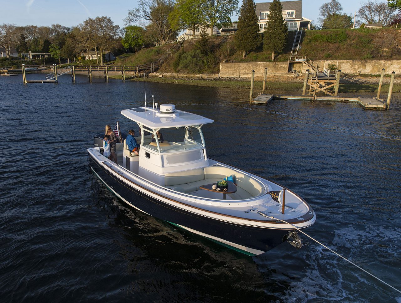 hunt yachts 32 center console